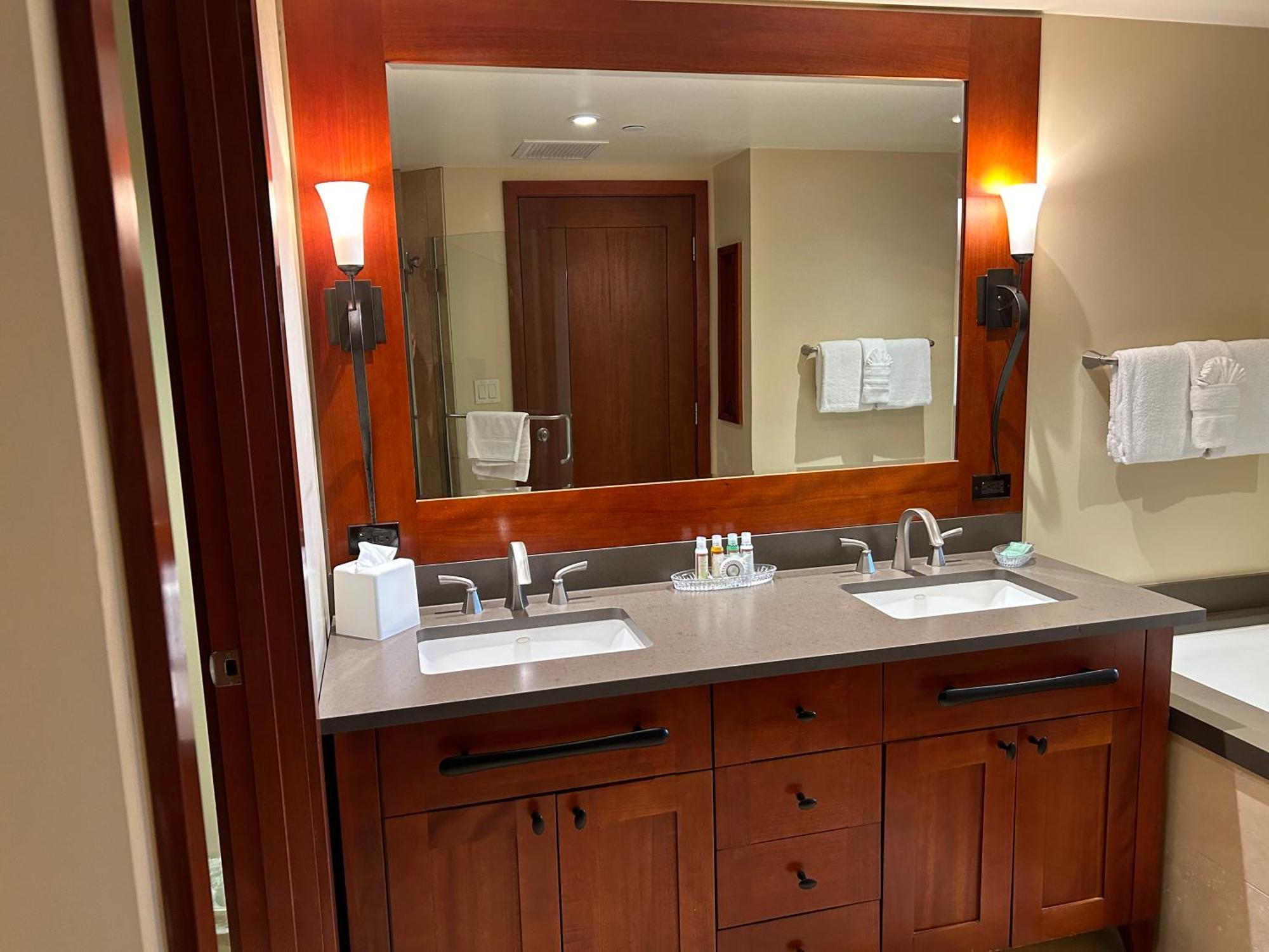 Luxury Ko Olina O1002 Spacious 3Br Ocean And Mountain Views 2 Free Parking 카폴레이 외부 사진